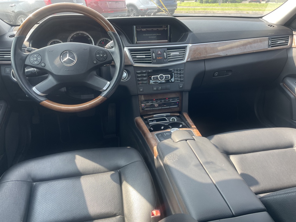 Vehicle image 6 of 8