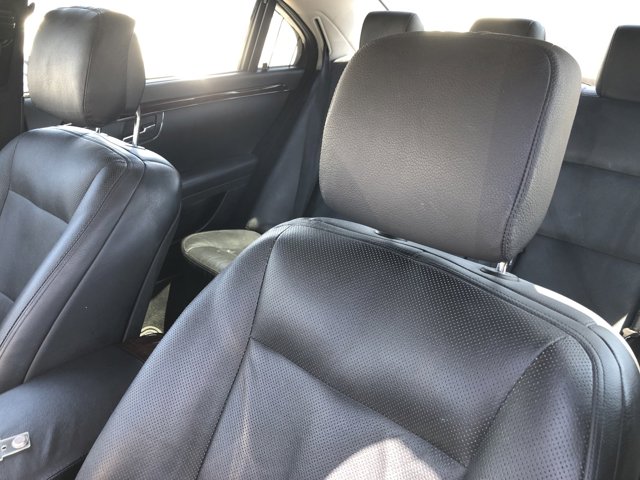 Vehicle image 8 of 18
