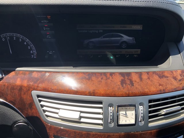 Vehicle image 10 of 18