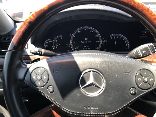 Vehicle image 9 of 18