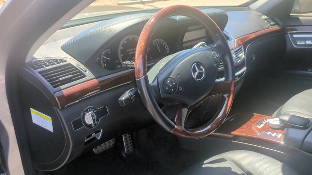 Vehicle image 18 of 35