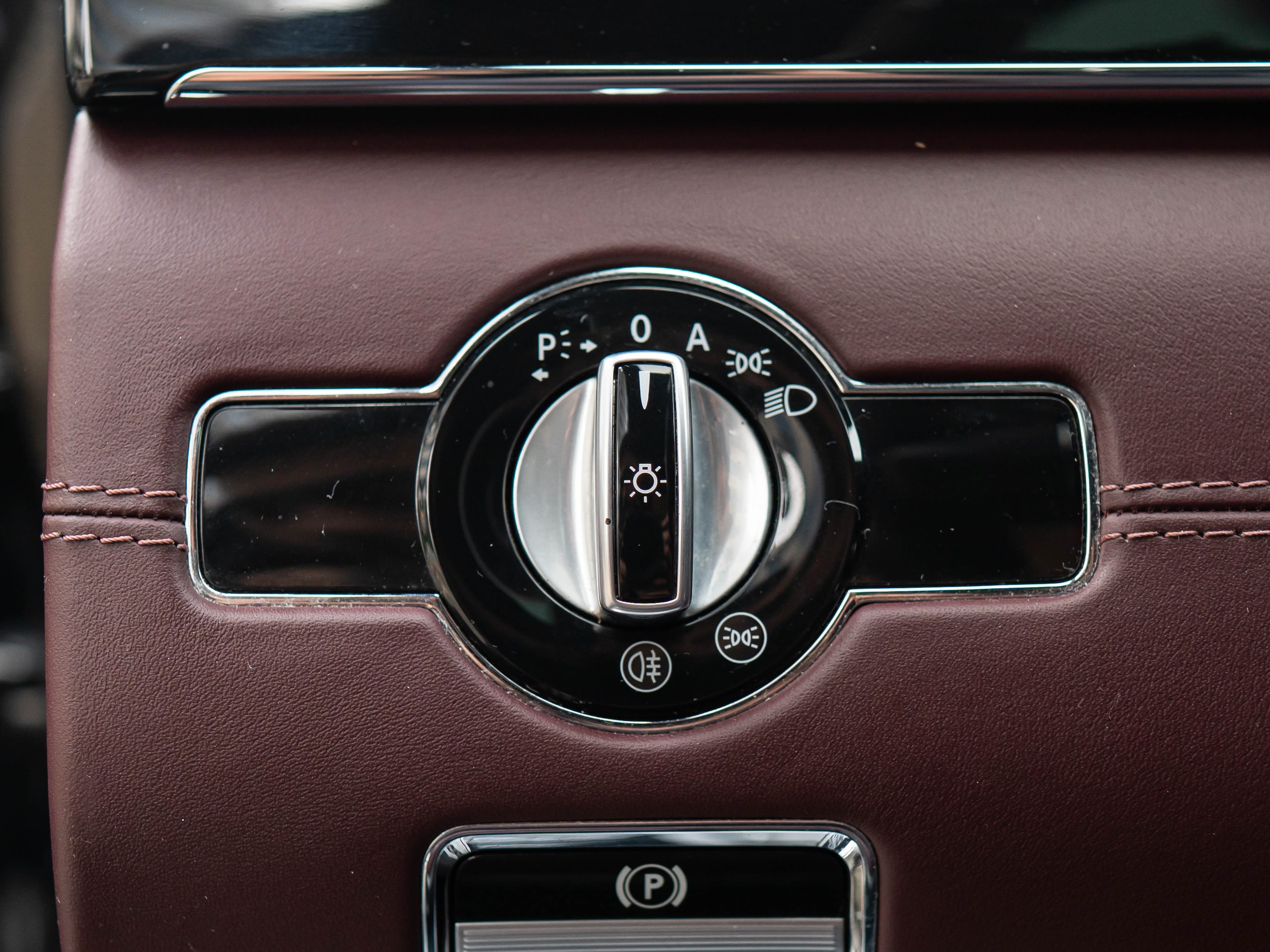 Vehicle image 41 of 56