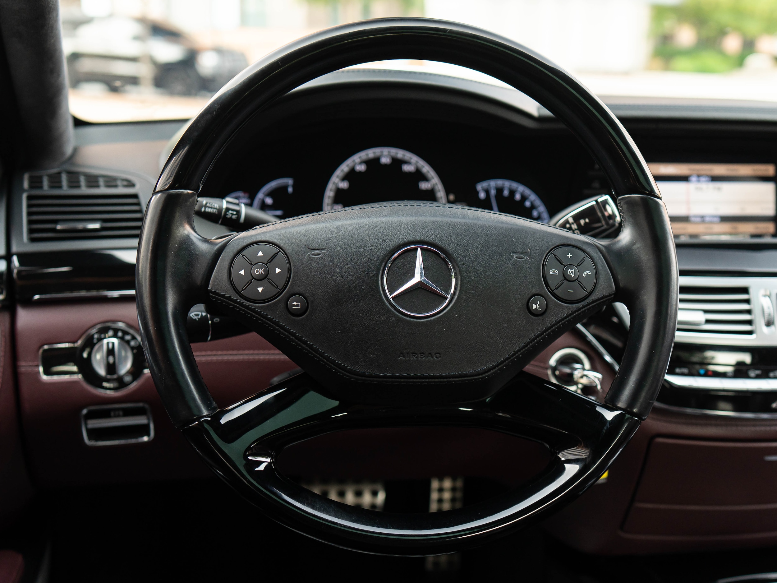 Vehicle image 25 of 56