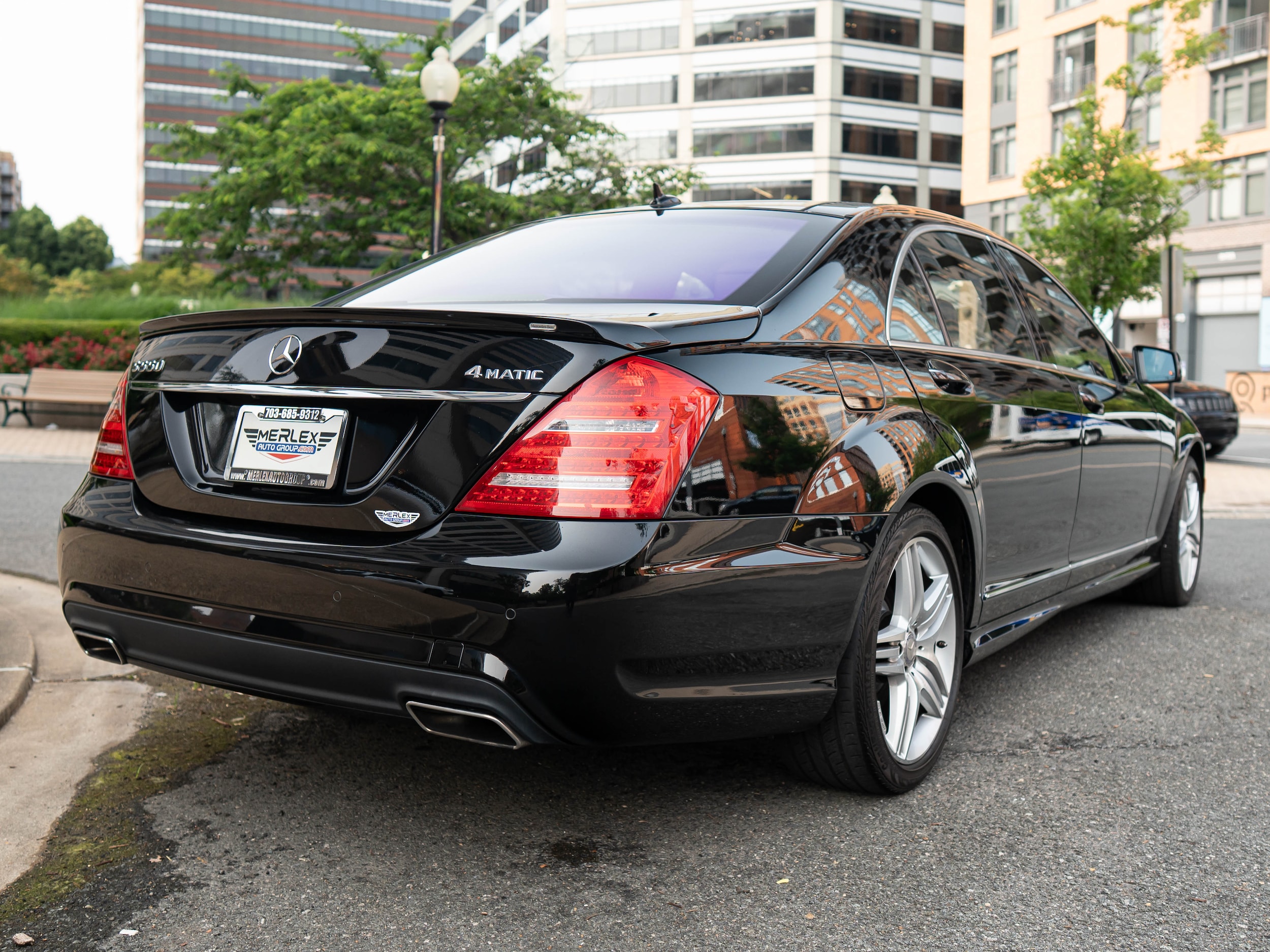 Vehicle image 4 of 56