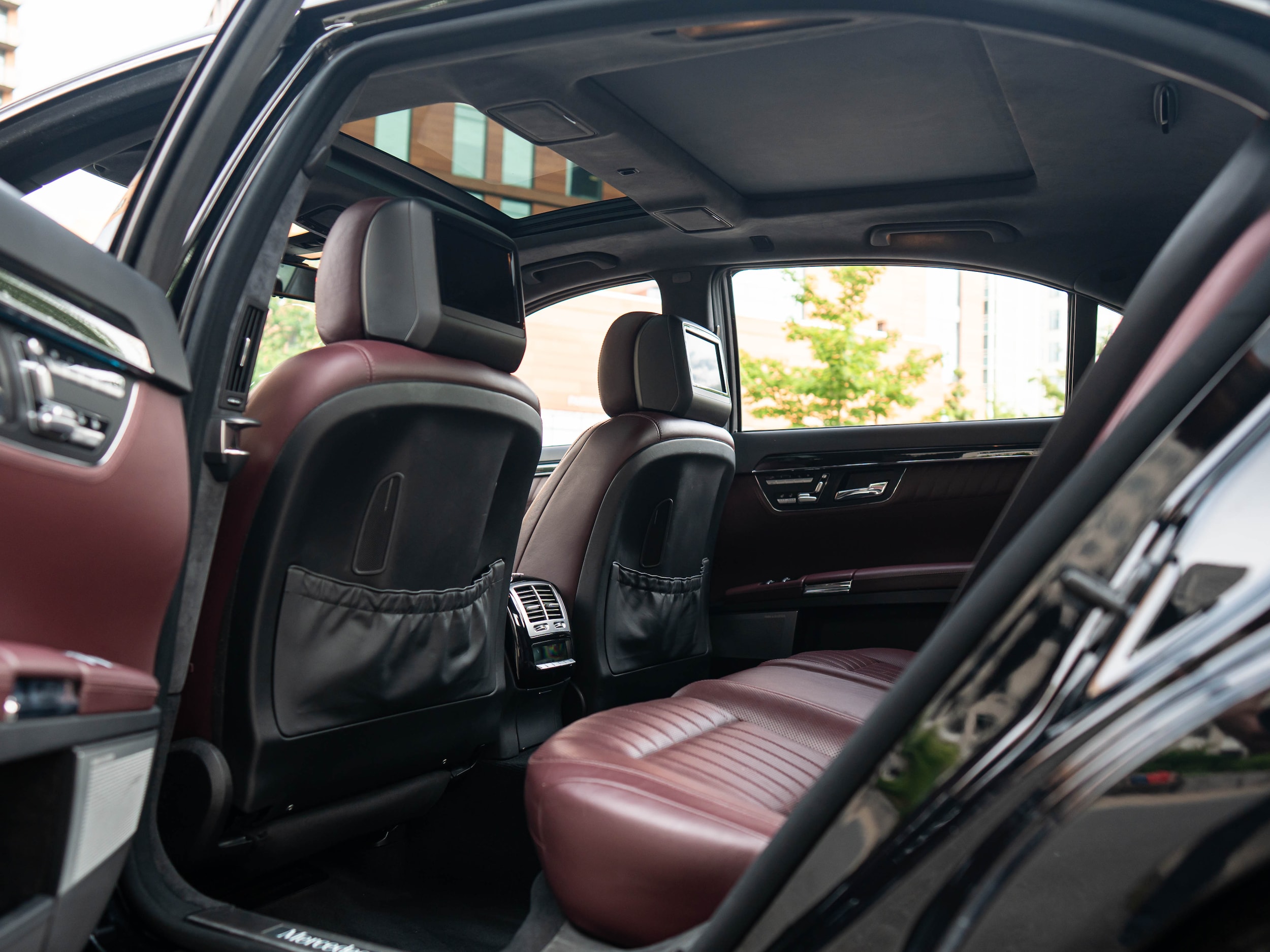 Vehicle image 21 of 56