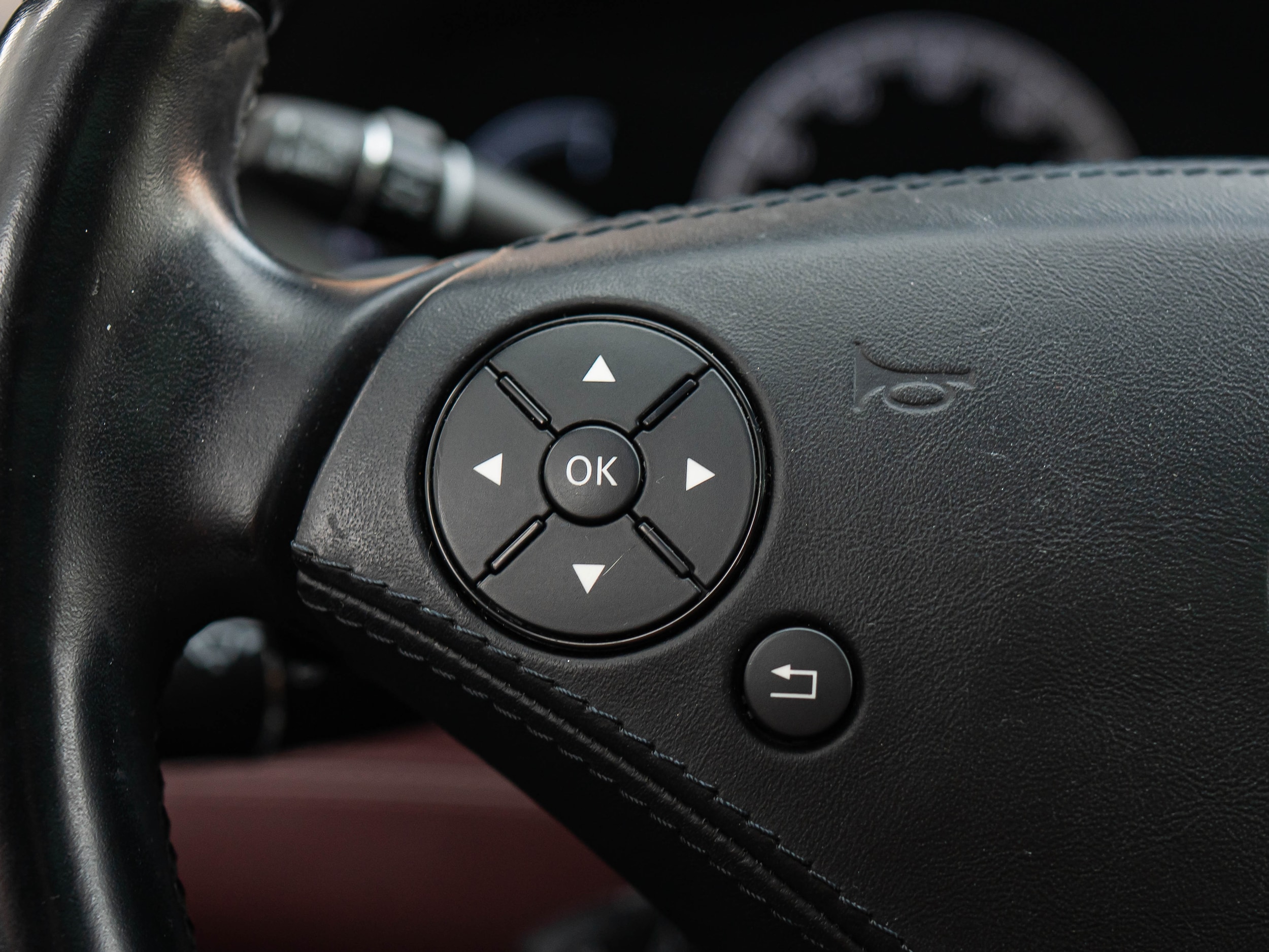 Vehicle image 26 of 56