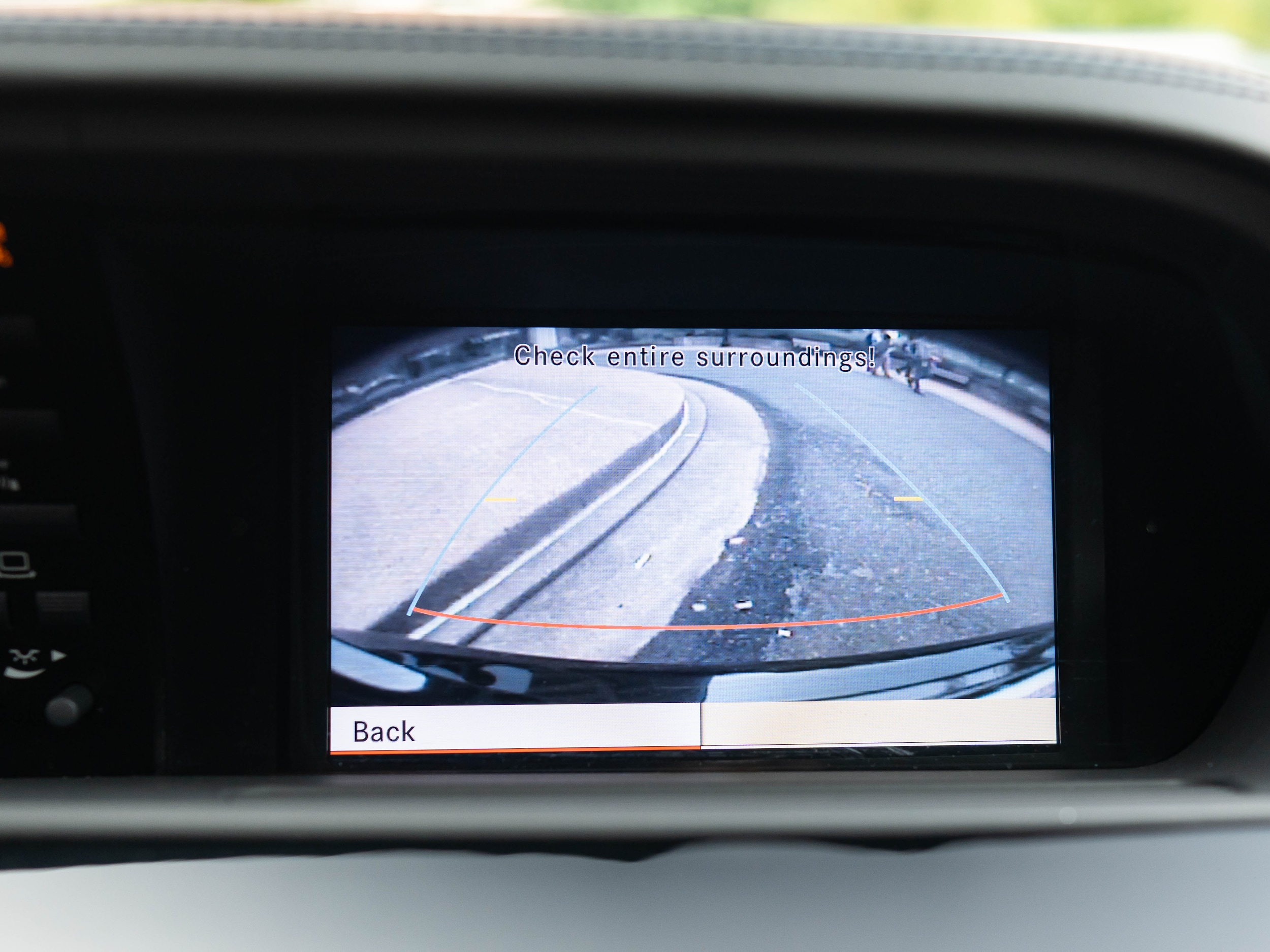 Vehicle image 33 of 56