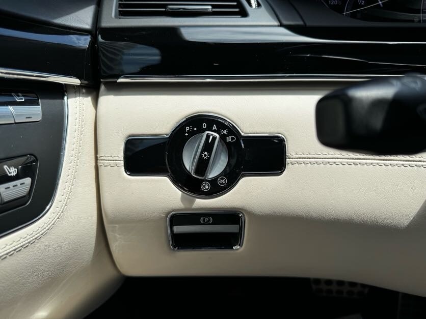 Vehicle image 42 of 47