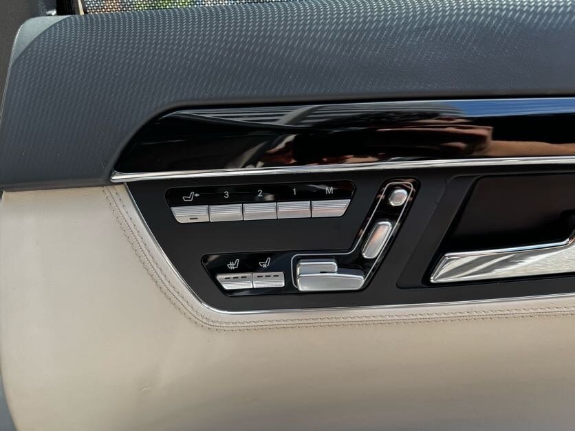Vehicle image 28 of 47