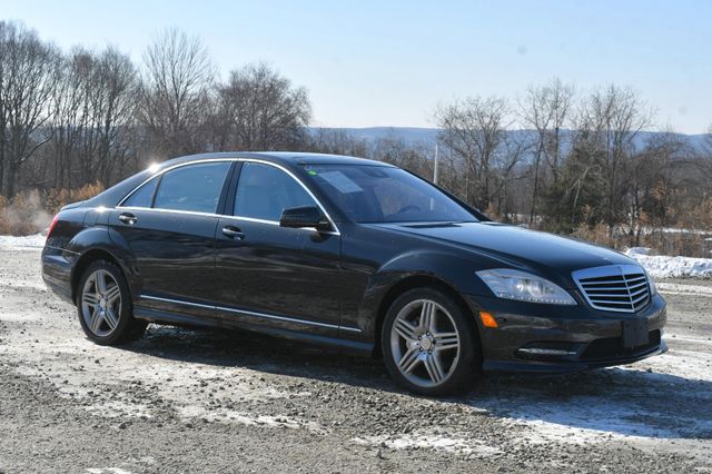 Vehicle image 4 of 32