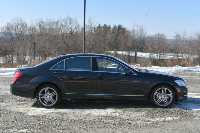 Vehicle image 5 of 32