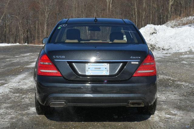 Vehicle image 7 of 32
