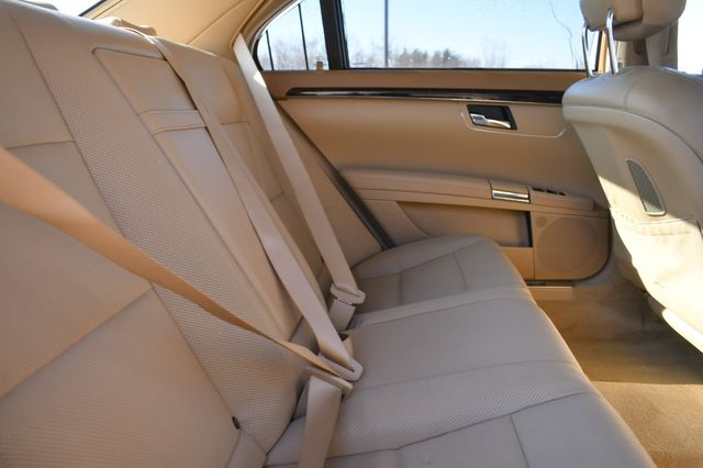 Vehicle image 15 of 32