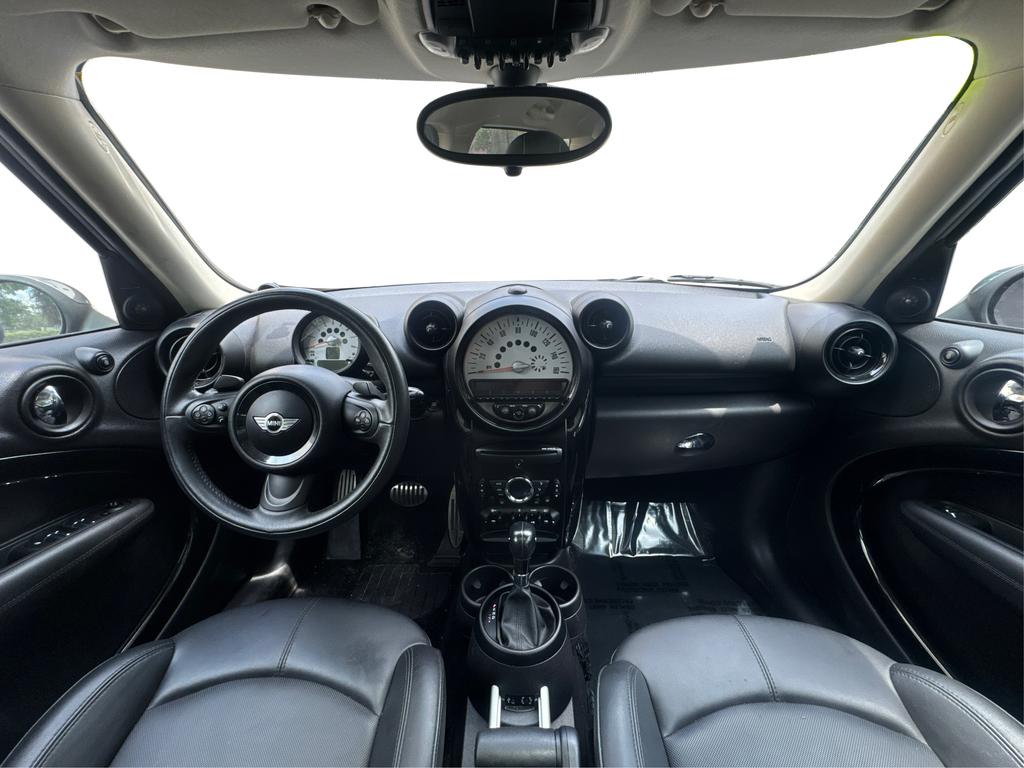 Vehicle image 21 of 21