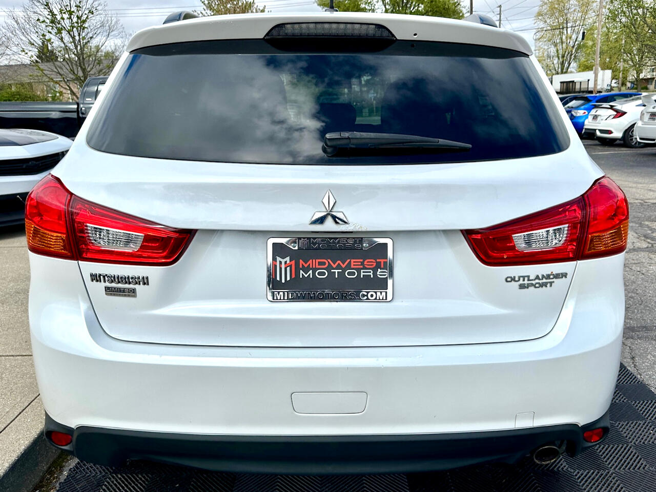 Vehicle image 13 of 40