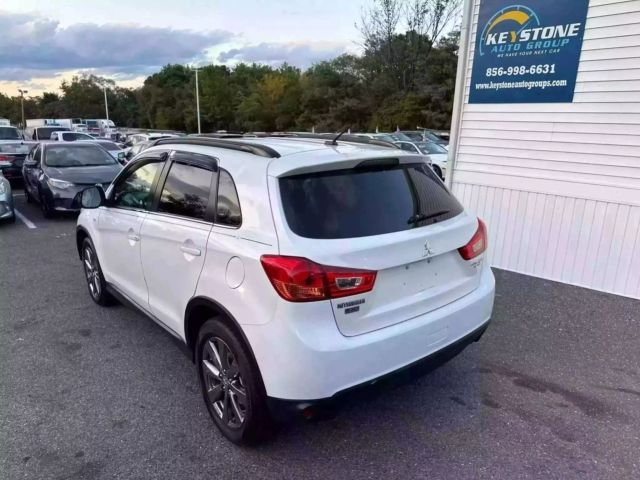 Vehicle image 6 of 36
