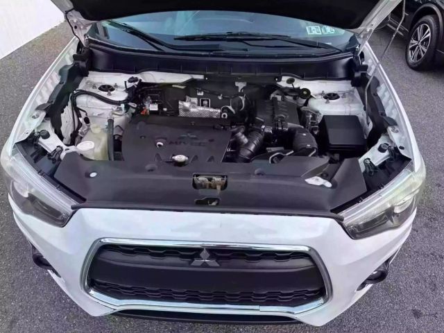 Vehicle image 29 of 36