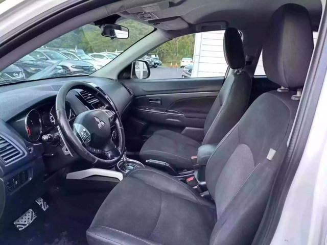 Vehicle image 11 of 36