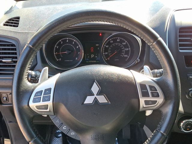Vehicle image 18 of 31