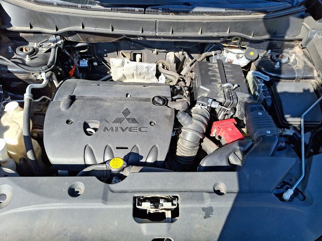 Vehicle image 27 of 31