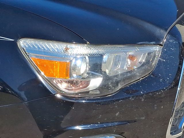 Vehicle image 9 of 31
