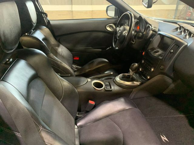 Vehicle image 14 of 29