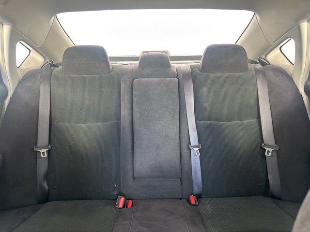 Vehicle image 12 of 21