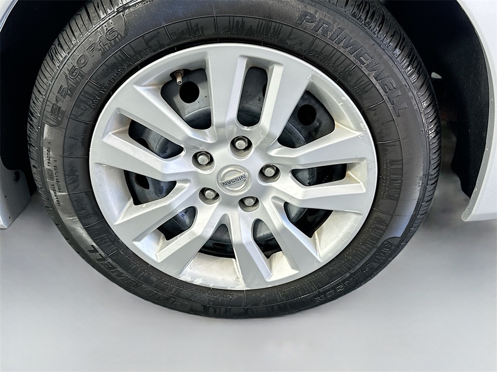 2013 Nissan Altima 2.5 S Image 10 of 29