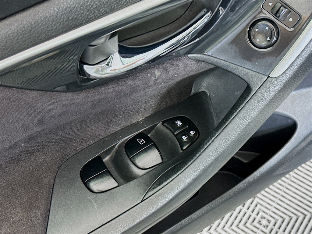 2013 Nissan Altima 2.5 S Image 29 of 29
