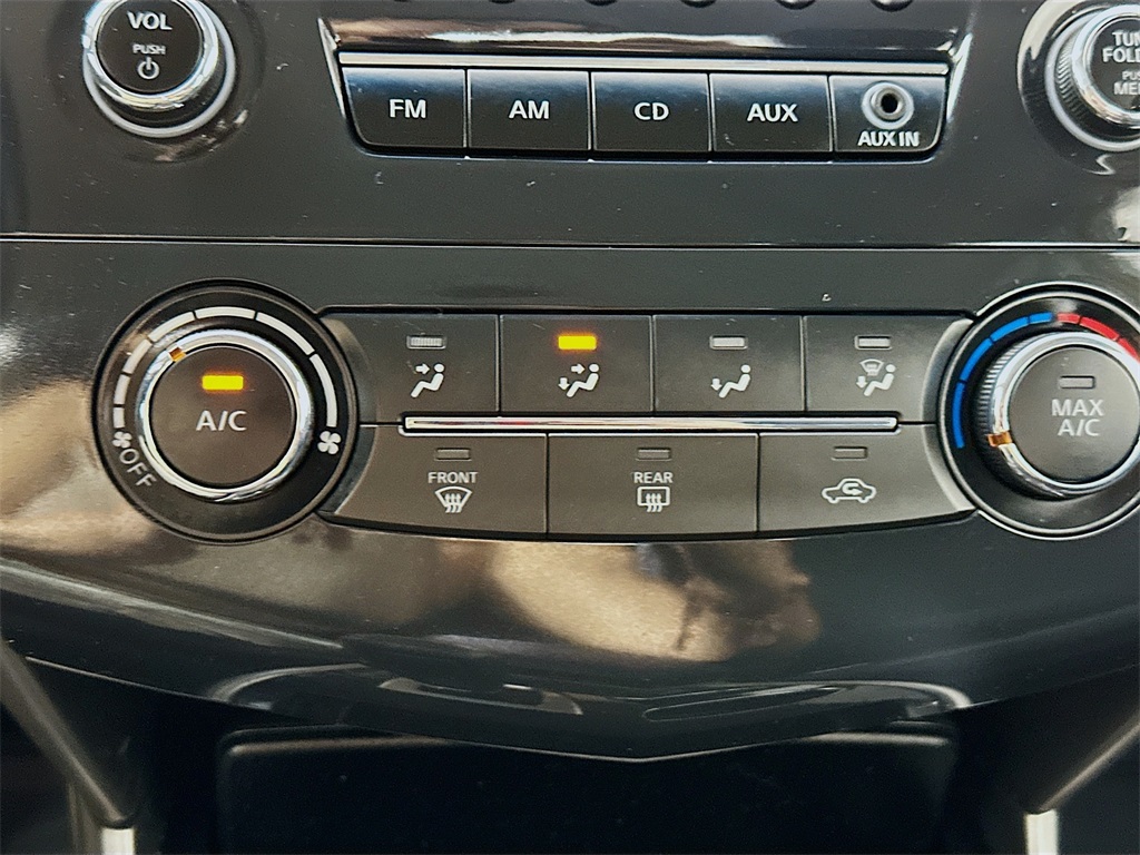 2013 Nissan Altima 2.5 S Image 25 of 29