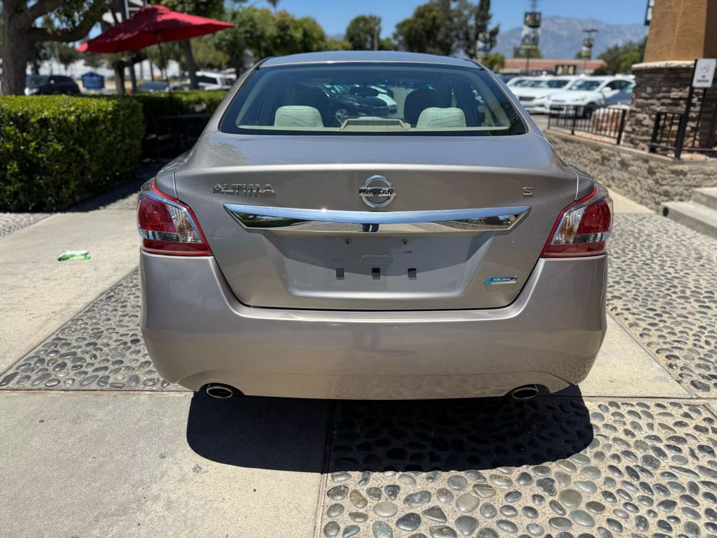 Vehicle image 6 of 37