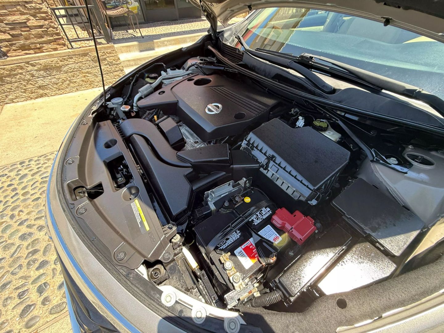 Vehicle image 10 of 37