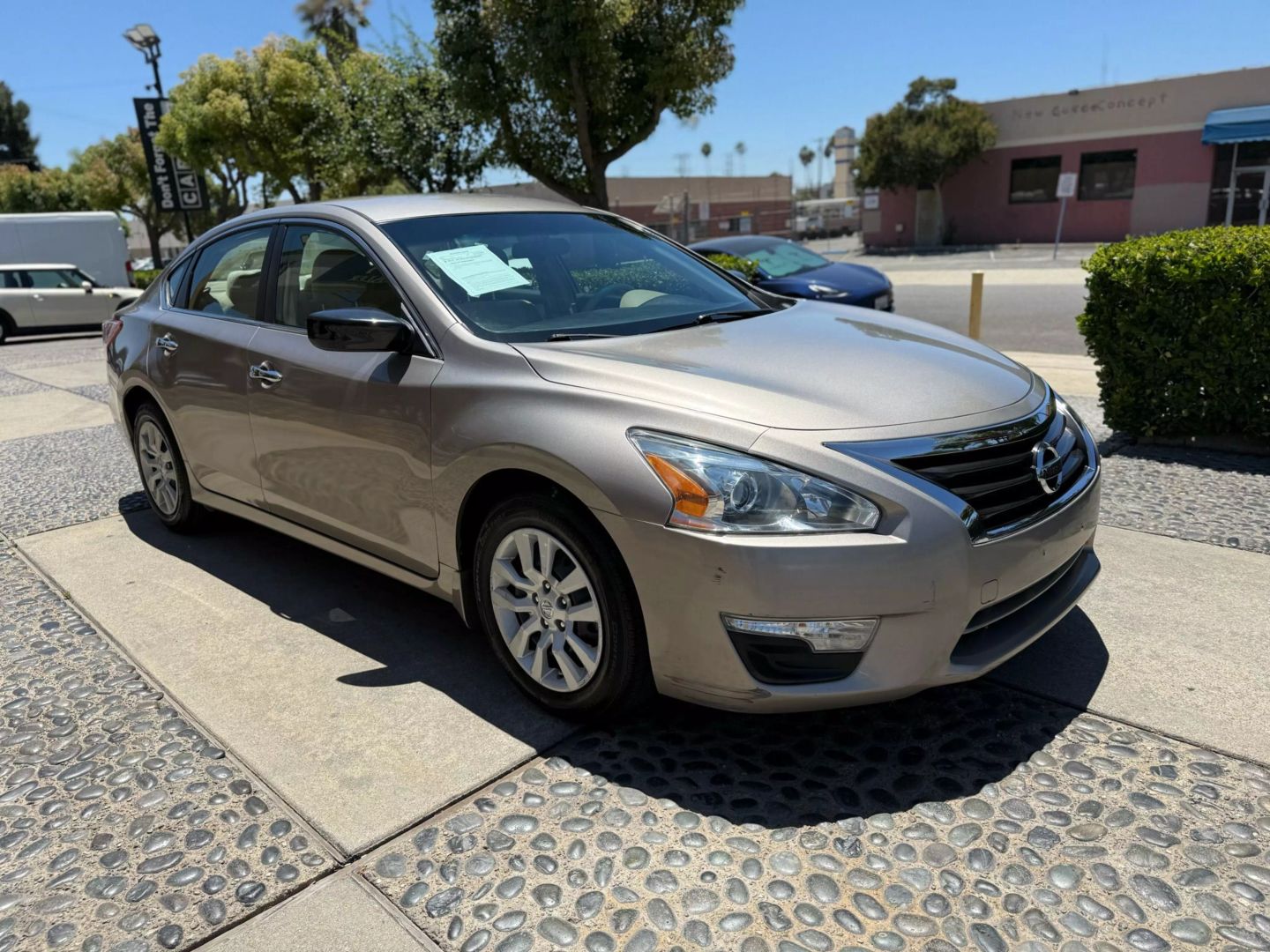 Vehicle image 3 of 37