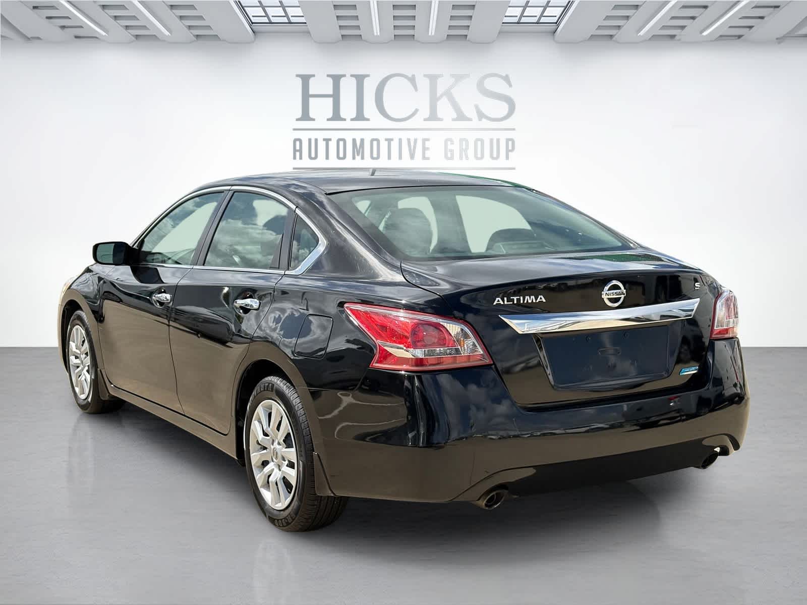Vehicle image 7 of 22