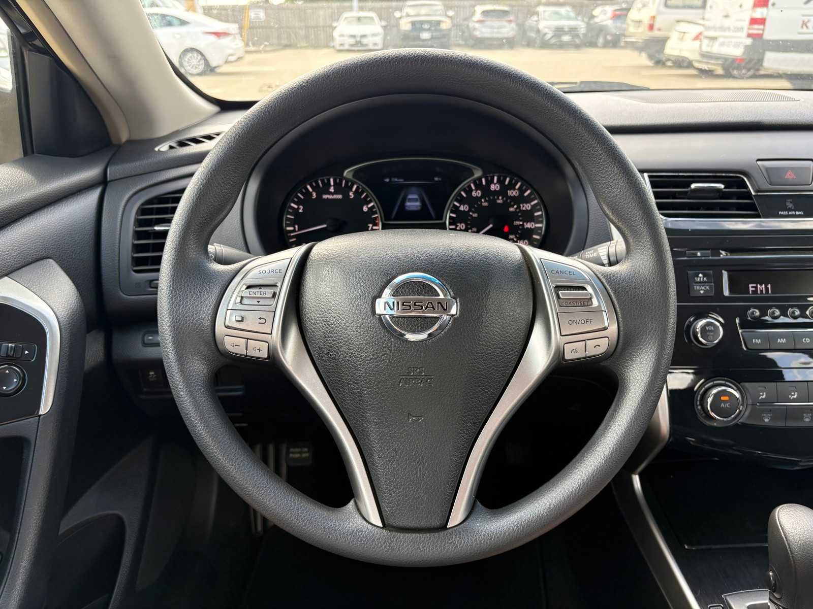 Vehicle image 21 of 22