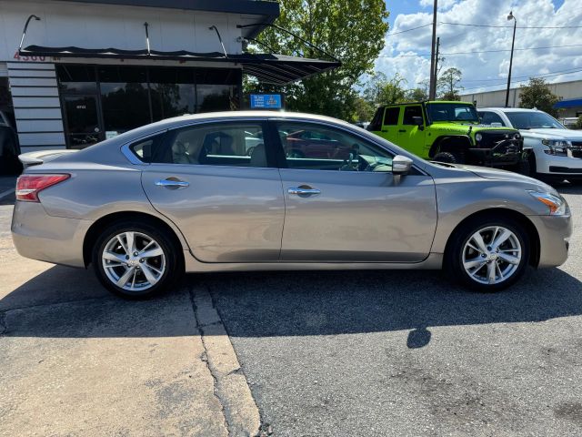 2013 Nissan Altima 2.5 SL Image 4 of 20