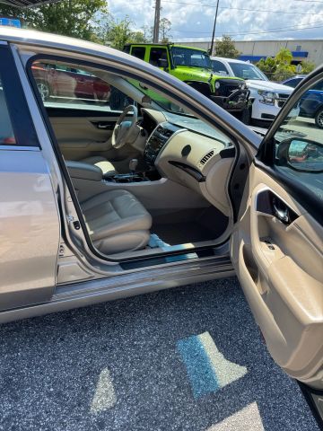 2013 Nissan Altima 2.5 SL Image 17 of 20