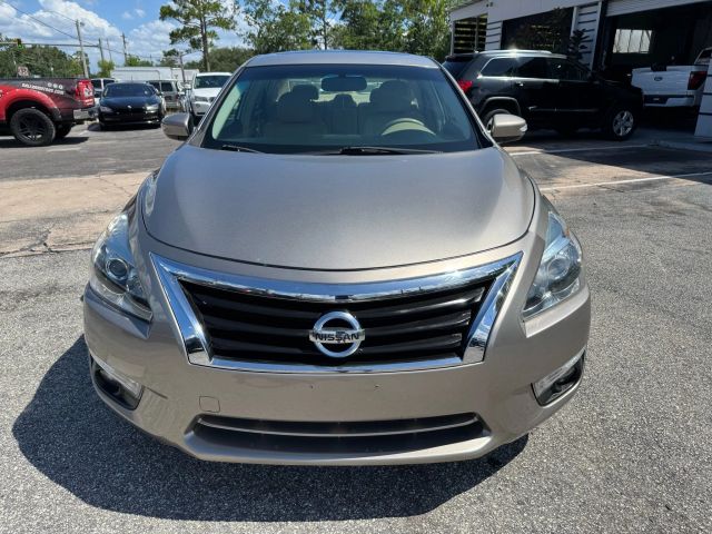 2013 Nissan Altima 2.5 SL Image 2 of 20