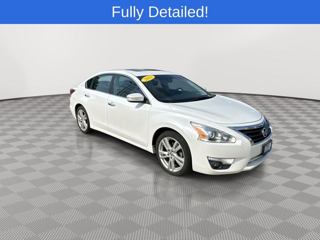 2013 Nissan Altima 3.5 SV Image 4 of 28
