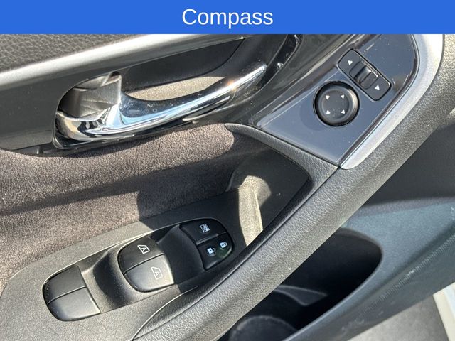 2013 Nissan Altima 3.5 SV Image 25 of 28