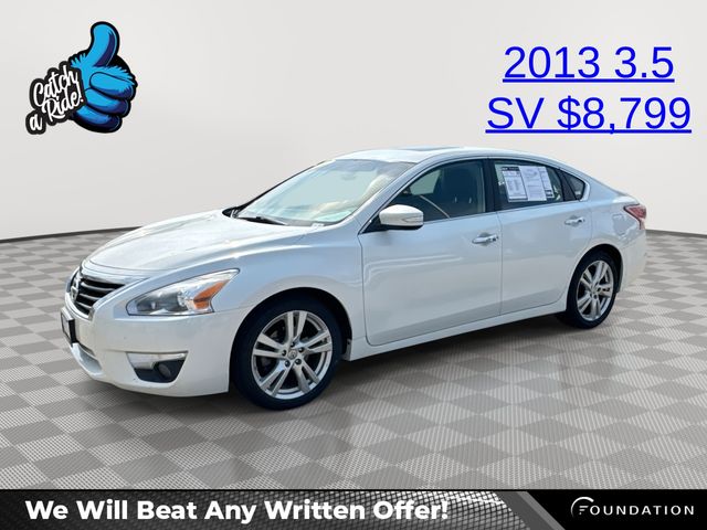 2013 Nissan Altima 3.5 SV Image 2 of 28