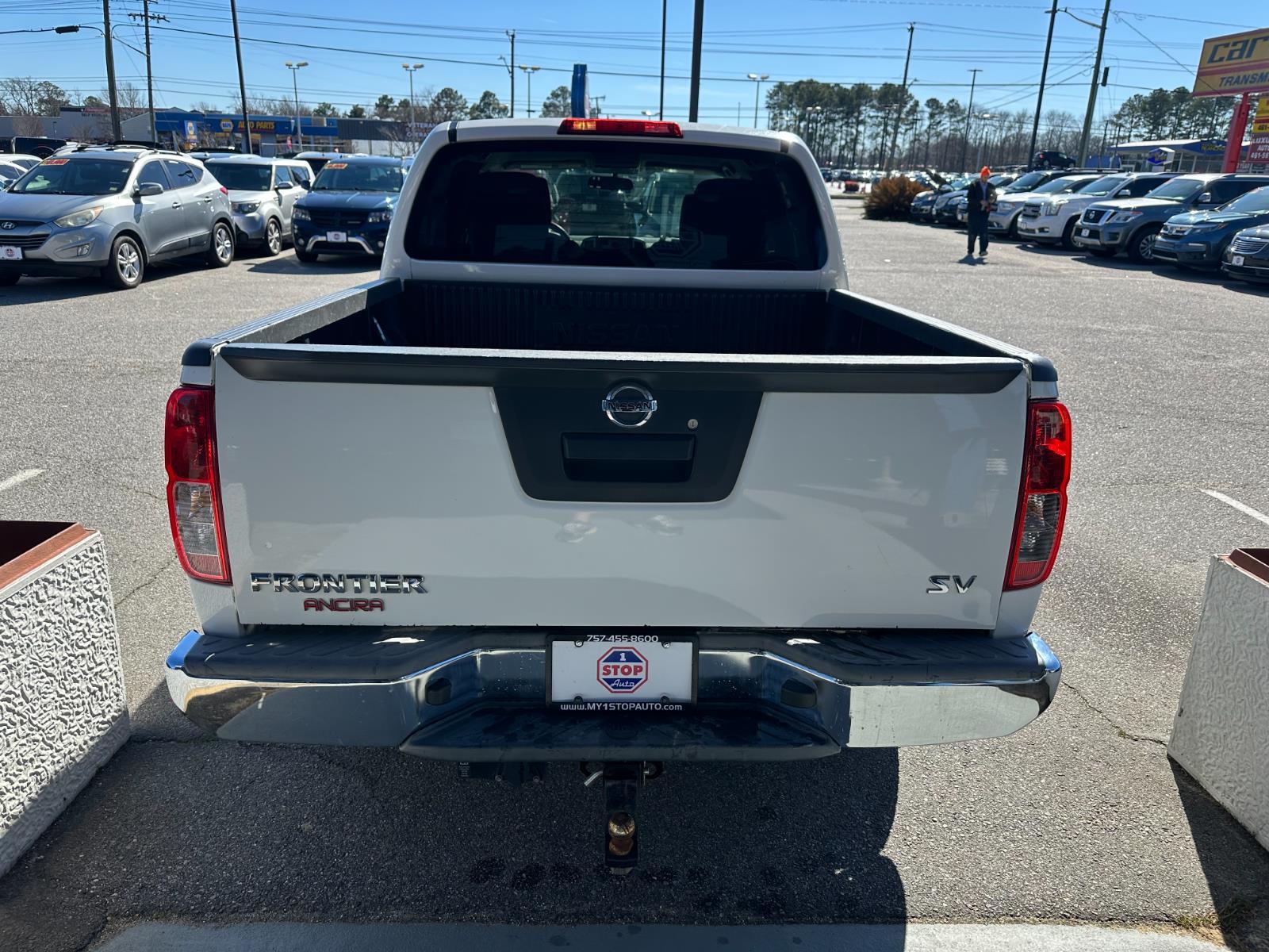 Vehicle image 9 of 27
