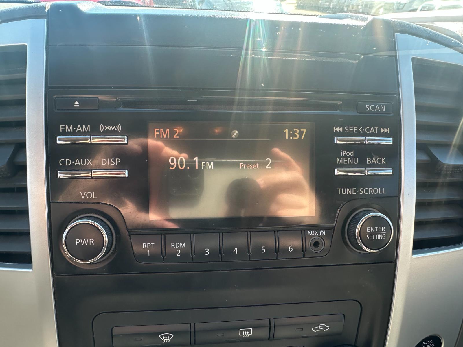 Vehicle image 13 of 27