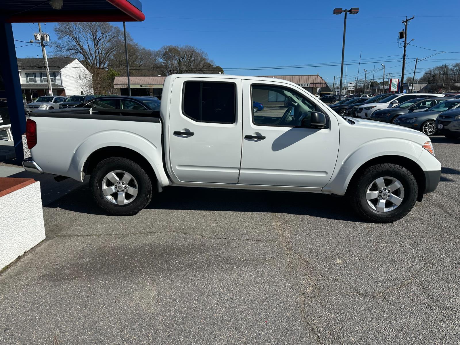 Vehicle image 5 of 27