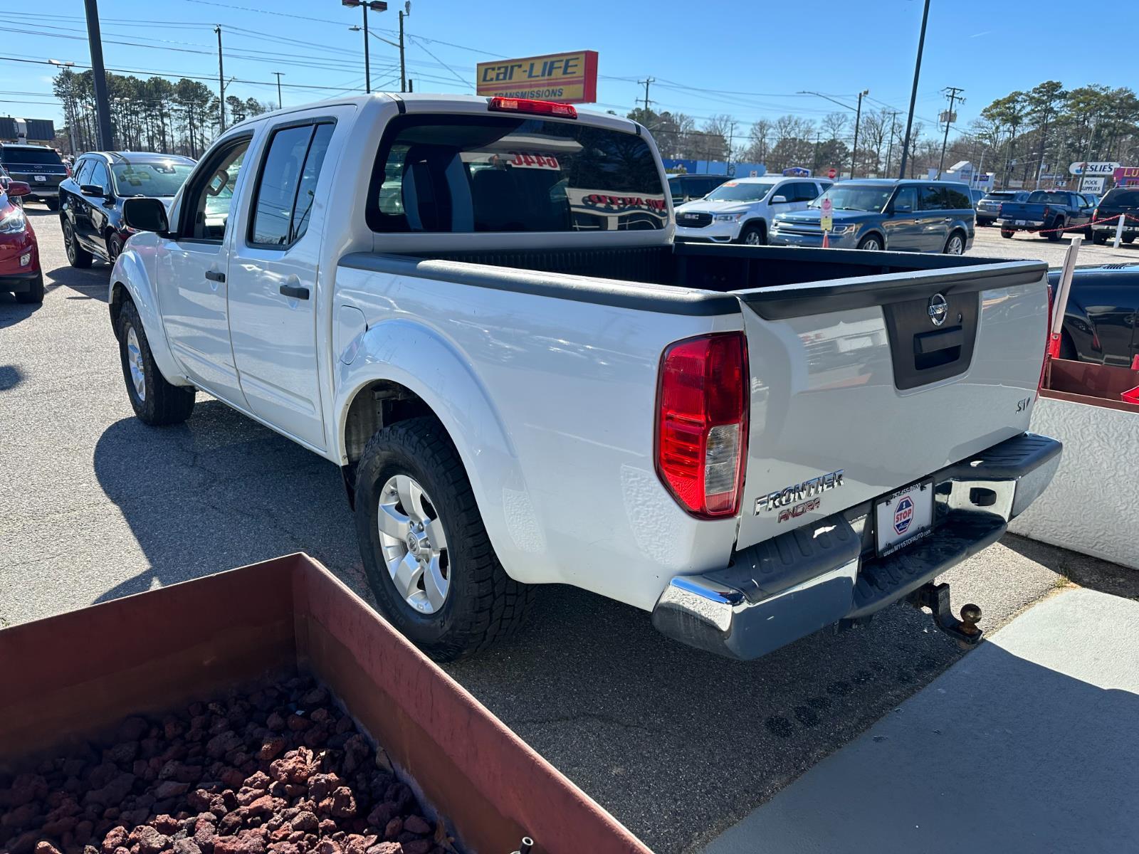 Vehicle image 7 of 27