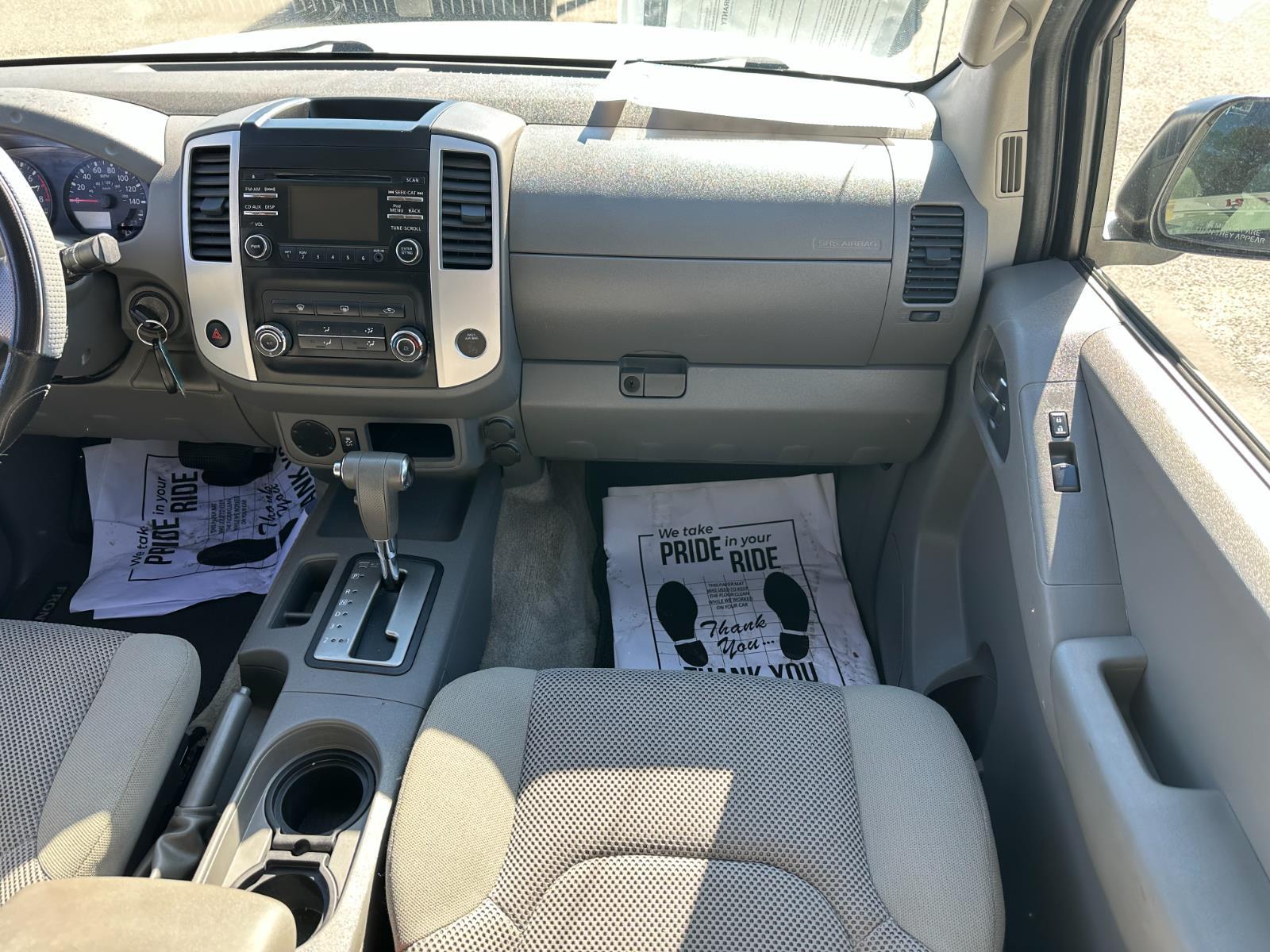 Vehicle image 24 of 27