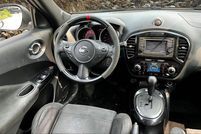Vehicle image 13 of 32