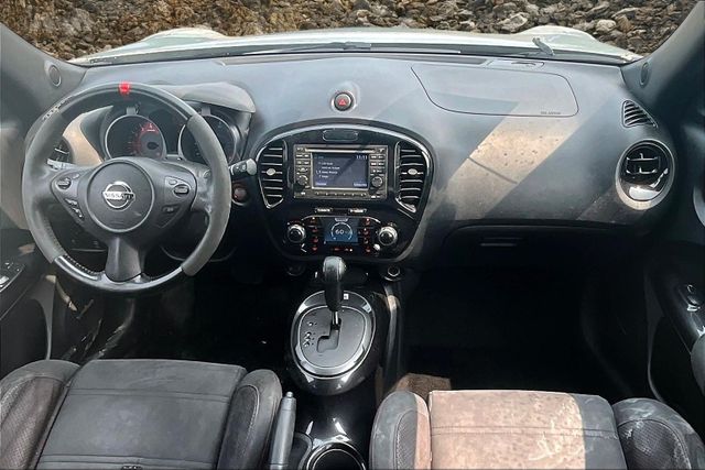 Vehicle image 11 of 32
