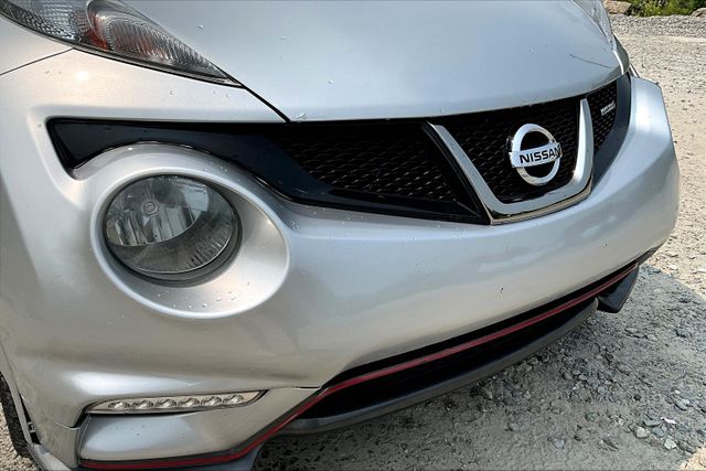 Vehicle image 23 of 32