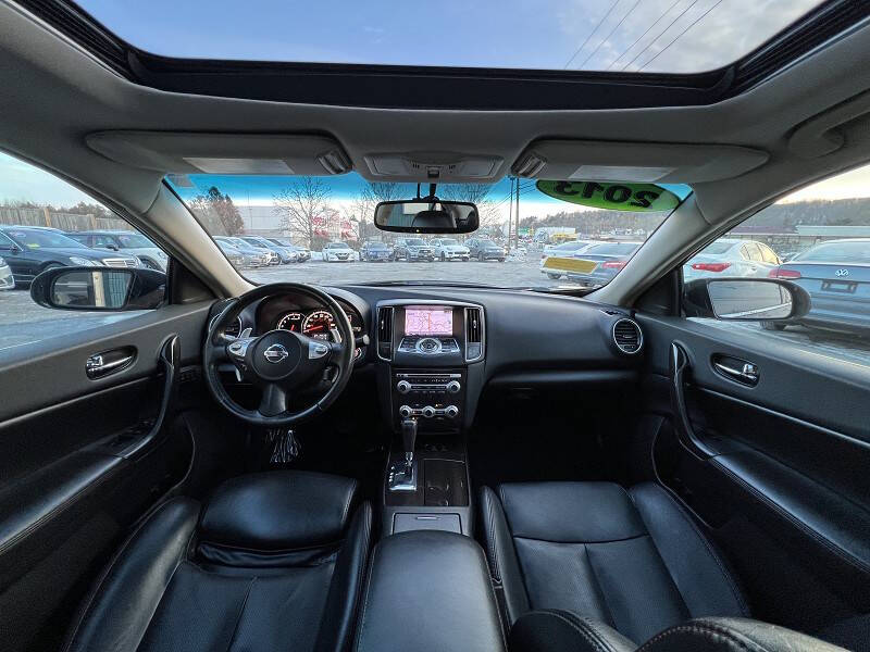 2013 Nissan Maxima 3.5 SV Premium Image 24 of 34